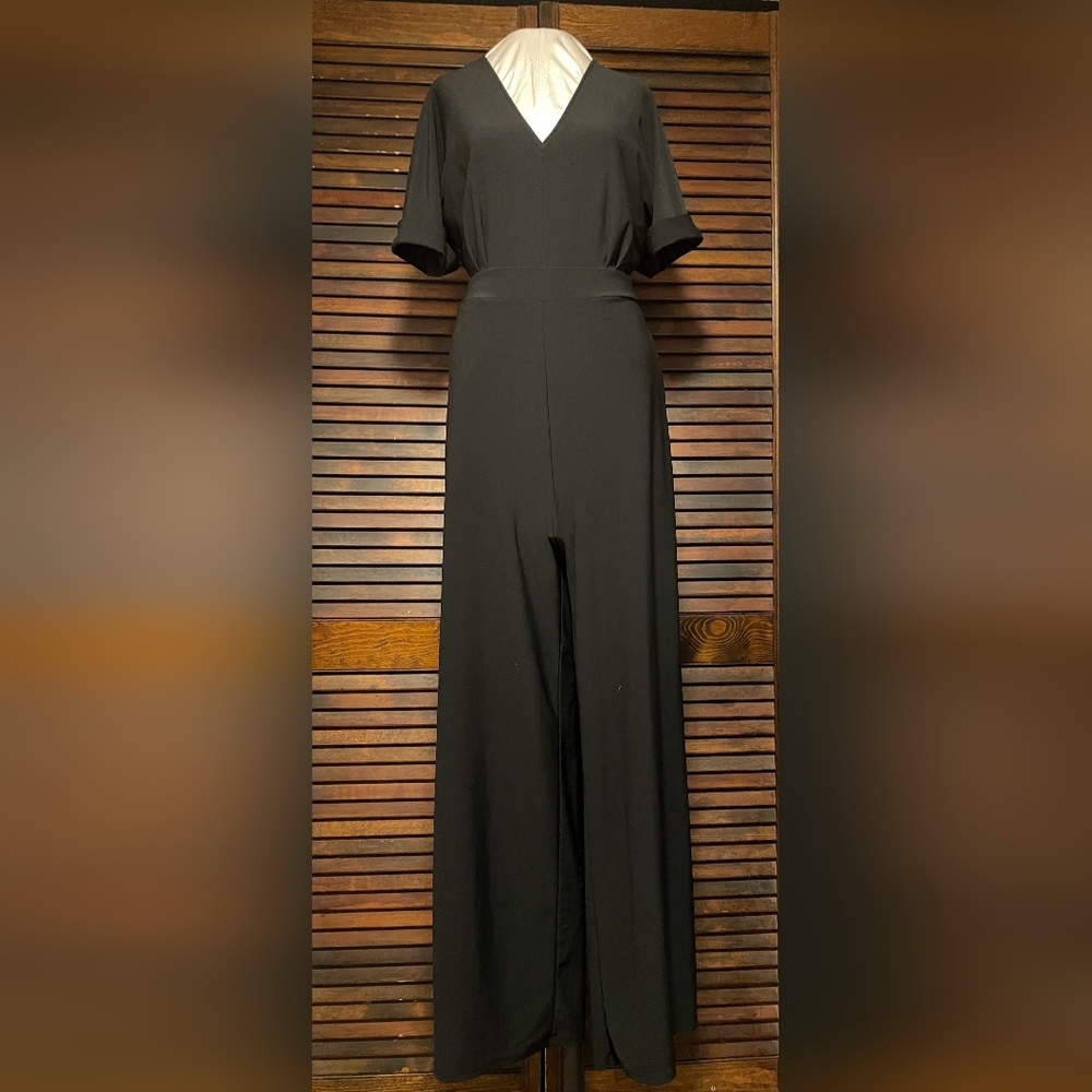 Chelsea 28 Short Sleeve Wide Leg Jumpsuit, size Medium, EUC